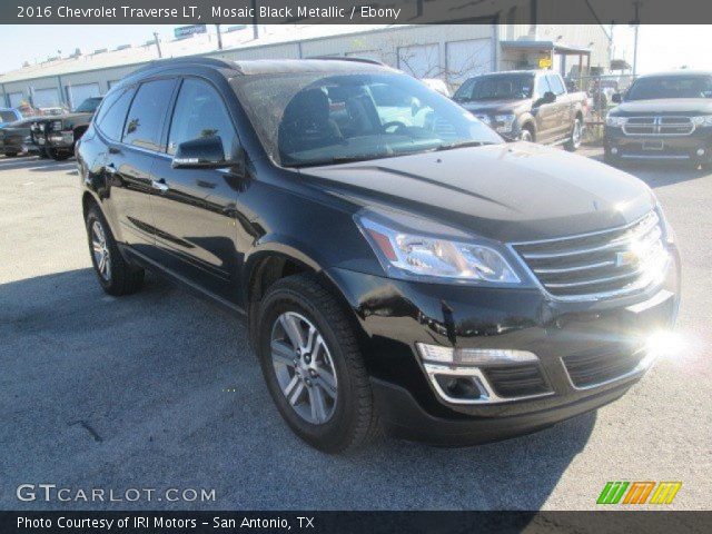 2016 Chevrolet Traverse LT in Mosaic Black Metallic