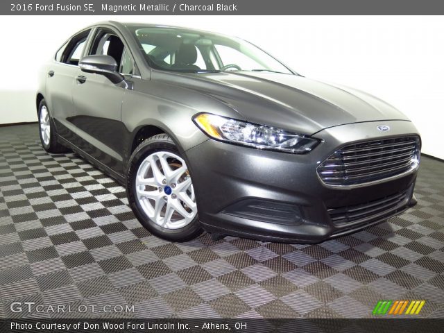 2016 Ford Fusion SE in Magnetic Metallic