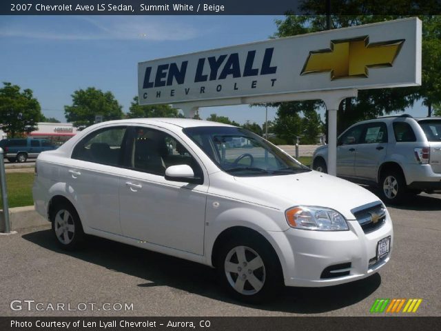 2007 Chevrolet Aveo LS Sedan in Summit White