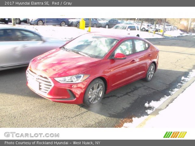 2017 Hyundai Elantra SE in Red