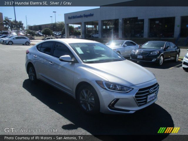 2017 Hyundai Elantra SE in Silver