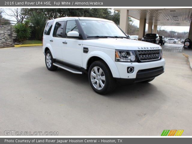 2016 Land Rover LR4 HSE in Fuji White