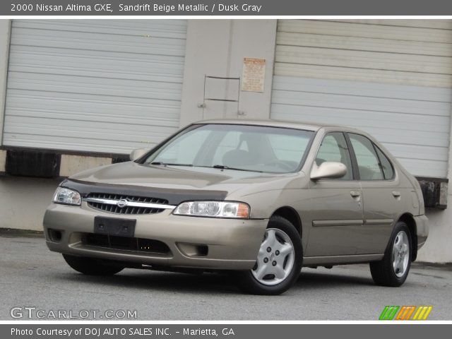 2000 Nissan Altima GXE in Sandrift Beige Metallic