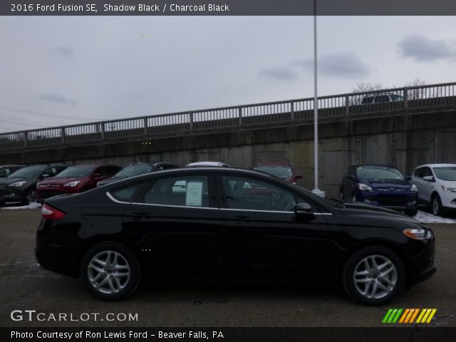 2016 Ford Fusion SE in Shadow Black