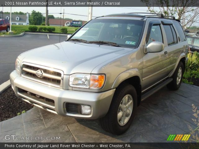 2001 Nissan Pathfinder LE 4x4 in Sierra Silver Metallic