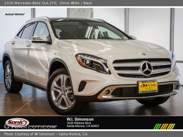 2016 Mercedes-Benz GLA 250 in Cirrus White
