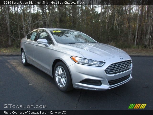 2016 Ford Fusion SE in Ingot Silver Metallic