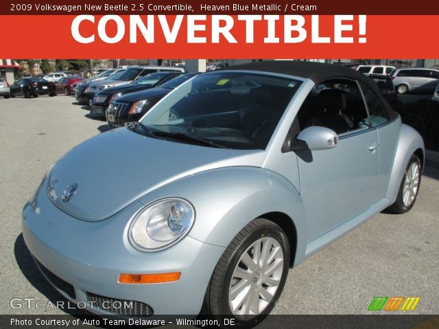 2009 Volkswagen New Beetle 2.5 Convertible in Heaven Blue Metallic
