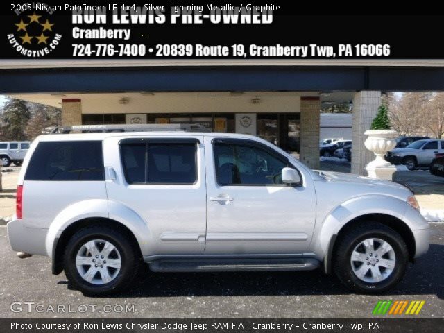 2005 Nissan Pathfinder LE 4x4 in Silver Lightning Metallic