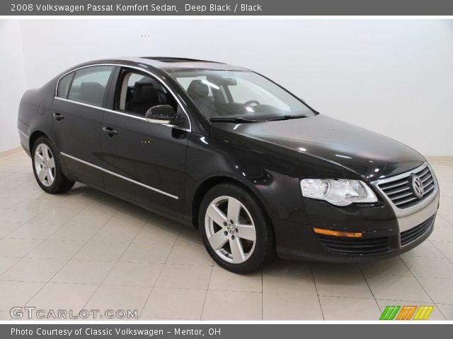 2008 Volkswagen Passat Komfort Sedan in Deep Black