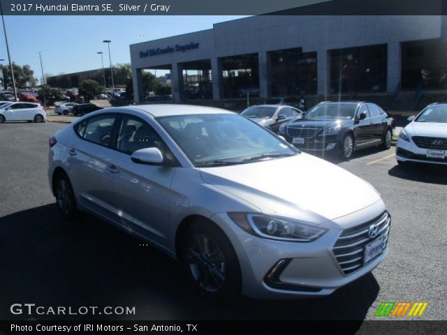 2017 Hyundai Elantra SE in Silver