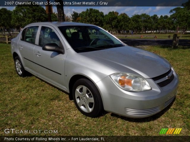 2007 Chevrolet Cobalt LS Sedan in Ultra Silver Metallic