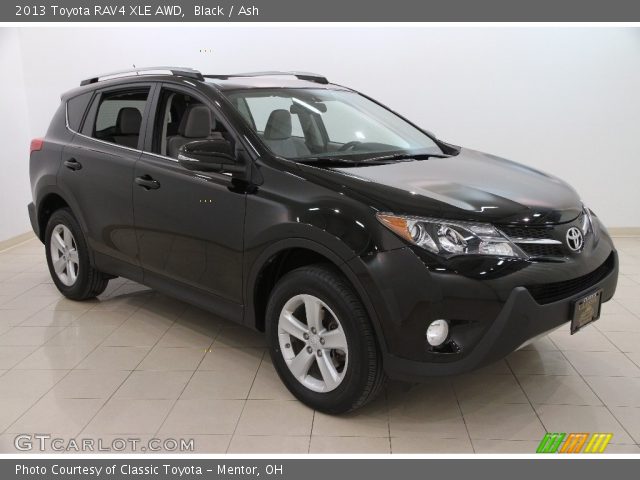 2013 Toyota RAV4 XLE AWD in Black