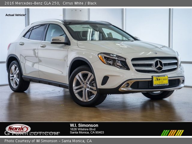 2016 Mercedes-Benz GLA 250 in Cirrus White