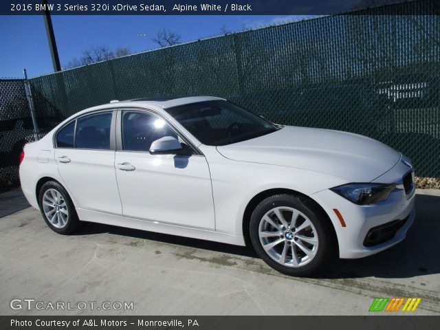 2016 BMW 3 Series 320i xDrive Sedan in Alpine White