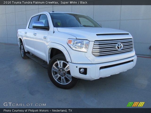 2016 Toyota Tundra Platinum CrewMax in Super White