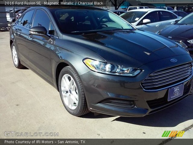 2016 Ford Fusion SE in Magnetic Metallic