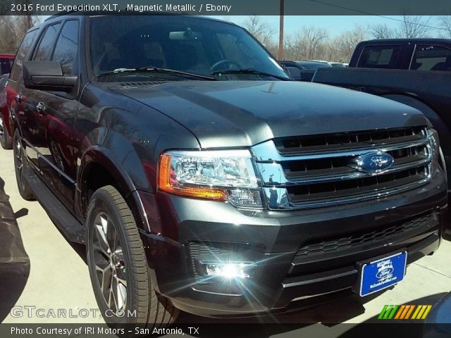 2016 Ford Expedition XLT in Magnetic Metallic