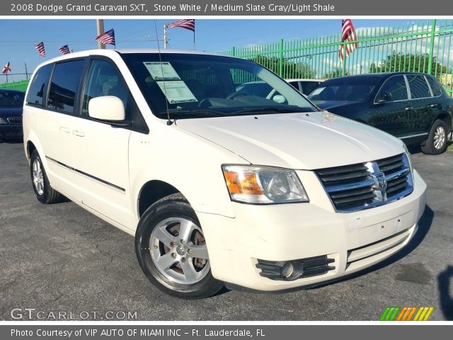 2008 Dodge Grand Caravan SXT in Stone White