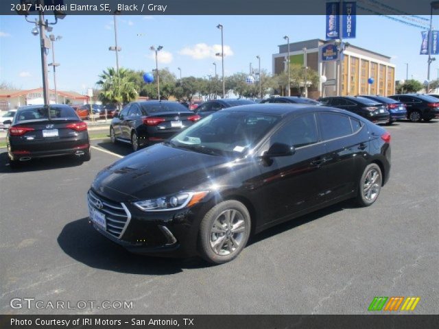 2017 Hyundai Elantra SE in Black