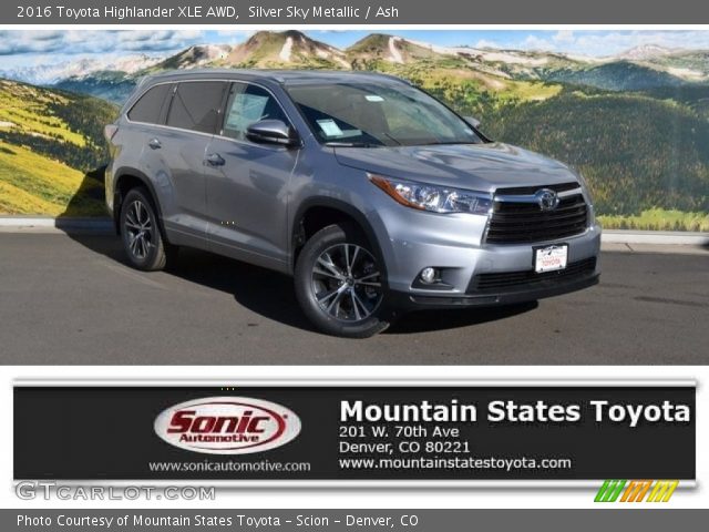 2016 Toyota Highlander XLE AWD in Silver Sky Metallic