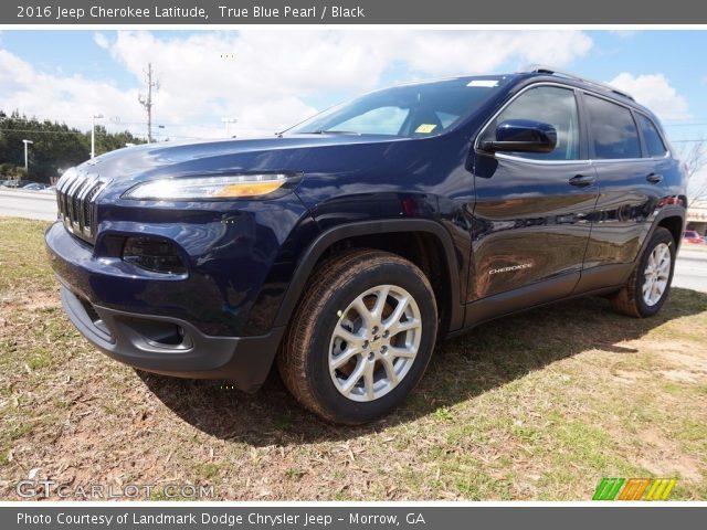 2016 Jeep Cherokee Latitude in True Blue Pearl