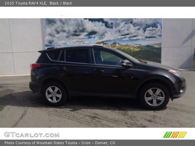 2015 Toyota RAV4 XLE in Black