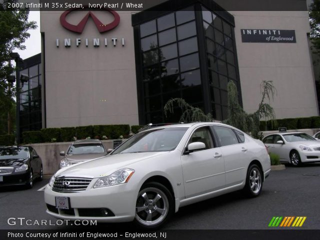 2007 Infiniti M 35x Sedan in Ivory Pearl