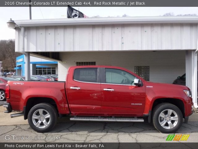 2016 Chevrolet Colorado LT Extended Cab 4x4 in Red Rock Metallic