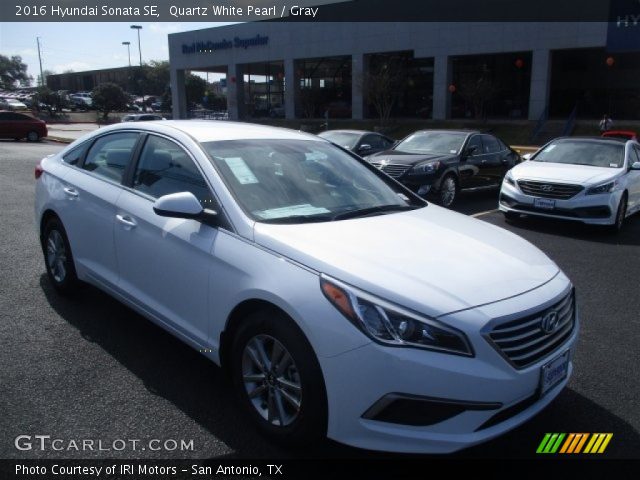 2016 Hyundai Sonata SE in Quartz White Pearl
