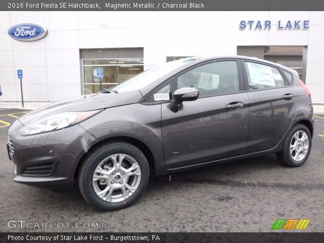 2016 Ford Fiesta SE Hatchback in Magnetic Metallic