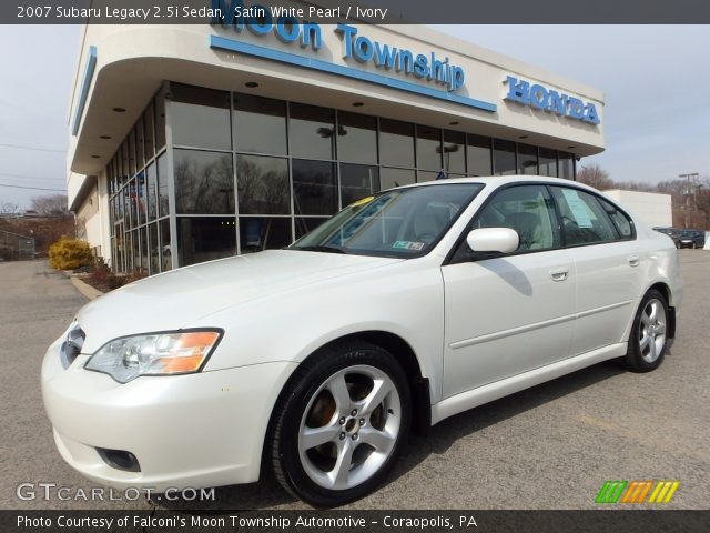2007 Subaru Legacy 2.5i Sedan in Satin White Pearl