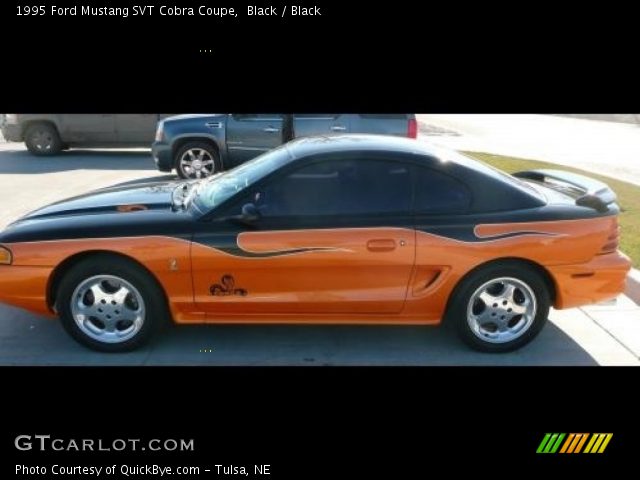 1995 Ford Mustang SVT Cobra Coupe in Black