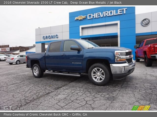 2016 Chevrolet Silverado 1500 LT Crew Cab in Deep Ocean Blue Metallic