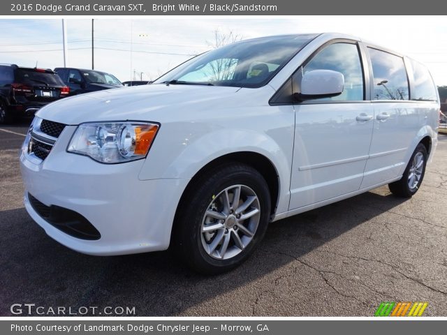 2016 Dodge Grand Caravan SXT in Bright White