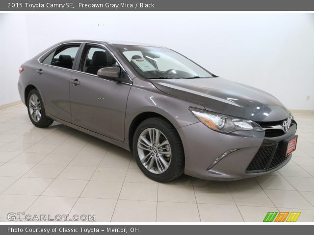 2015 Toyota Camry SE in Predawn Gray Mica