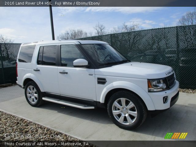 2016 Land Rover LR4 HSE in Fuji White