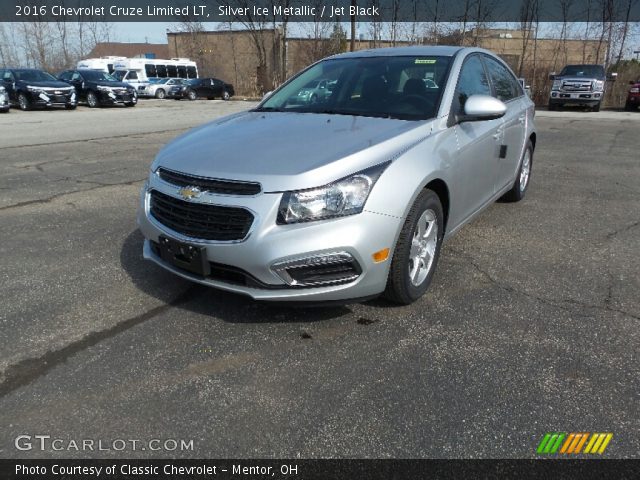 2016 Chevrolet Cruze Limited LT in Silver Ice Metallic
