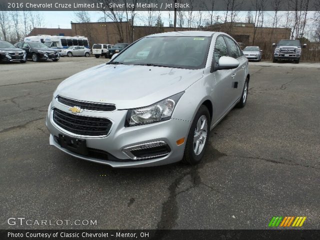 2016 Chevrolet Cruze Limited LT in Silver Ice Metallic