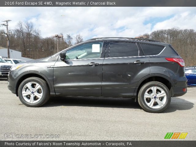 2016 Ford Escape SE 4WD in Magnetic Metallic