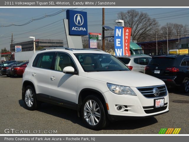 2011 Volkswagen Tiguan SEL 4Motion in Candy White