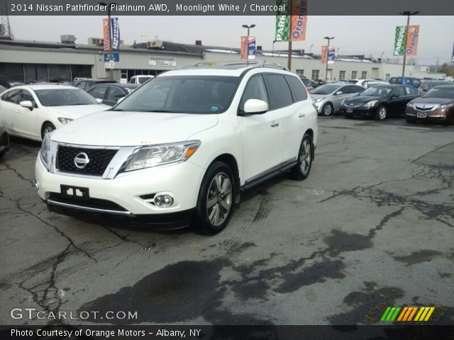 2014 Nissan Pathfinder Platinum AWD in Moonlight White