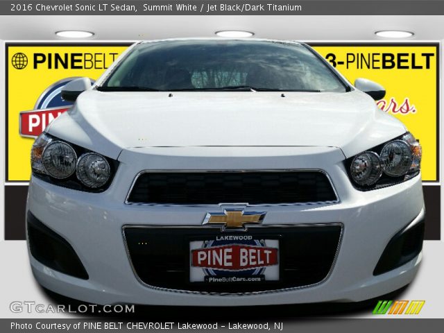 2016 Chevrolet Sonic LT Sedan in Summit White