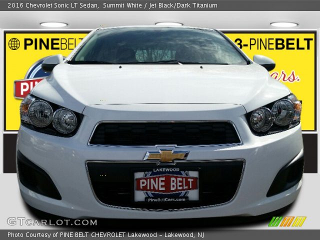 2016 Chevrolet Sonic LT Sedan in Summit White