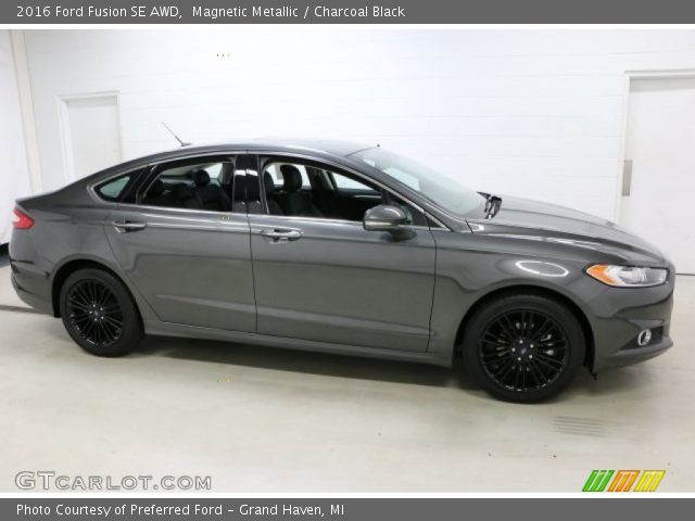 2016 Ford Fusion SE AWD in Magnetic Metallic
