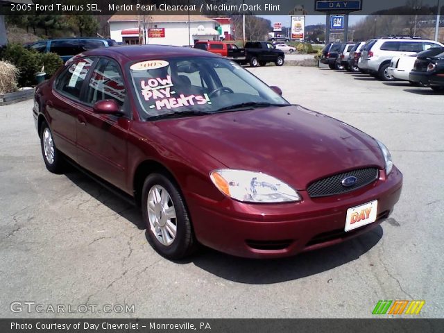 2005 Ford Taurus SEL in Merlot Pearl Clearcoat