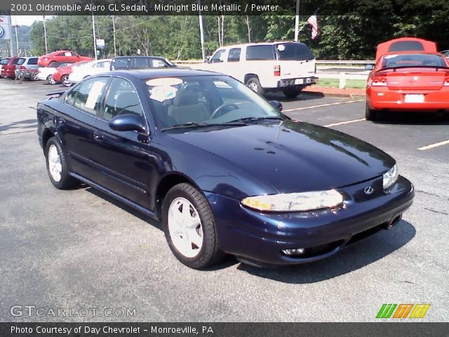 2001 Oldsmobile Alero GL Sedan in Midnight Blue Metallic