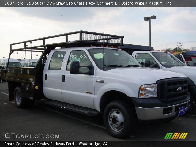 2007 Ford F350 Super Duty Crew Cab Chassis 4x4 Commercial in Oxford White