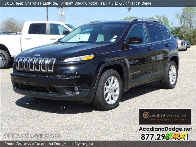 2016 Jeep Cherokee Latitude in Brilliant Black Crystal Pearl