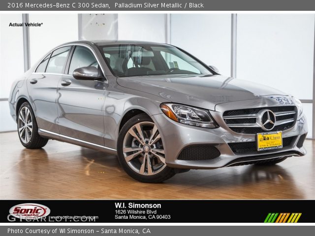 2016 Mercedes-Benz C 300 Sedan in Palladium Silver Metallic
